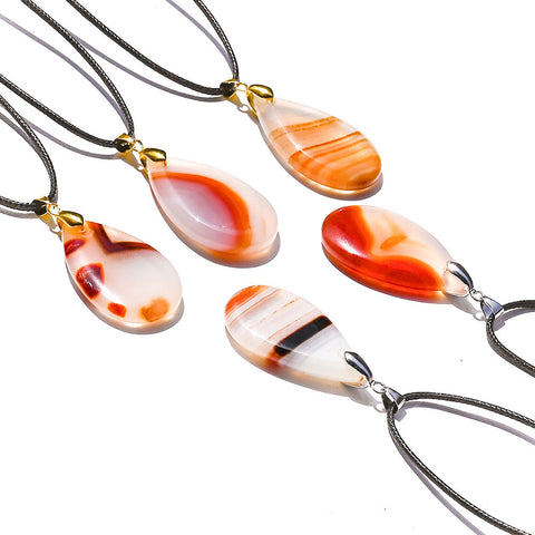 Natural Agate with Lines Crystal Pendant Necklace