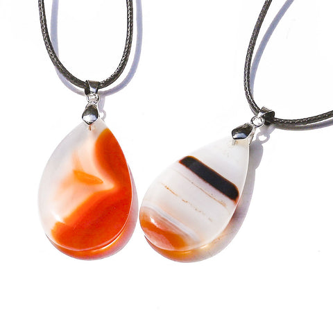 Natural Agate with Lines Crystal Pendant Necklace