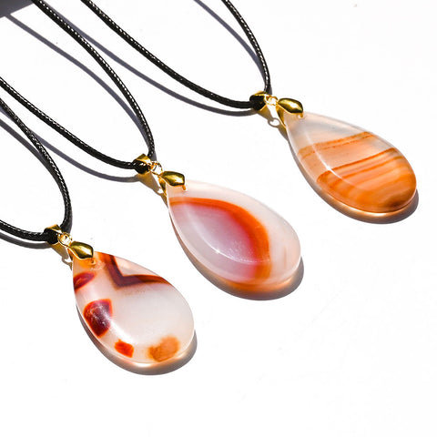 Natural Agate with Lines Crystal Pendant Necklace