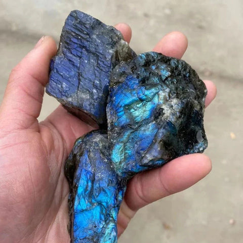 Natural Raw Labradorite Stones